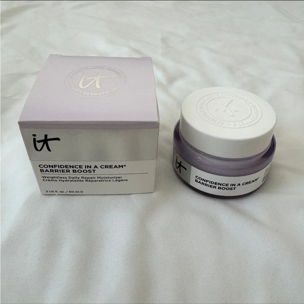 NEW it cosmetics confidence in a cream barrier boost face moisturizer skincare